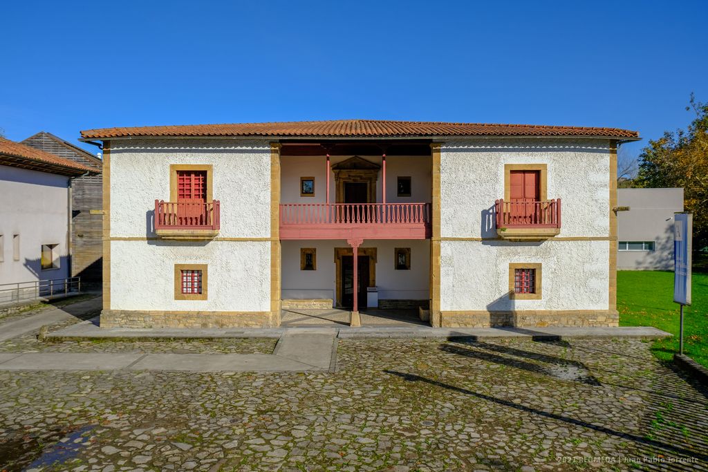 Muséu del Pueblu d’Asturies